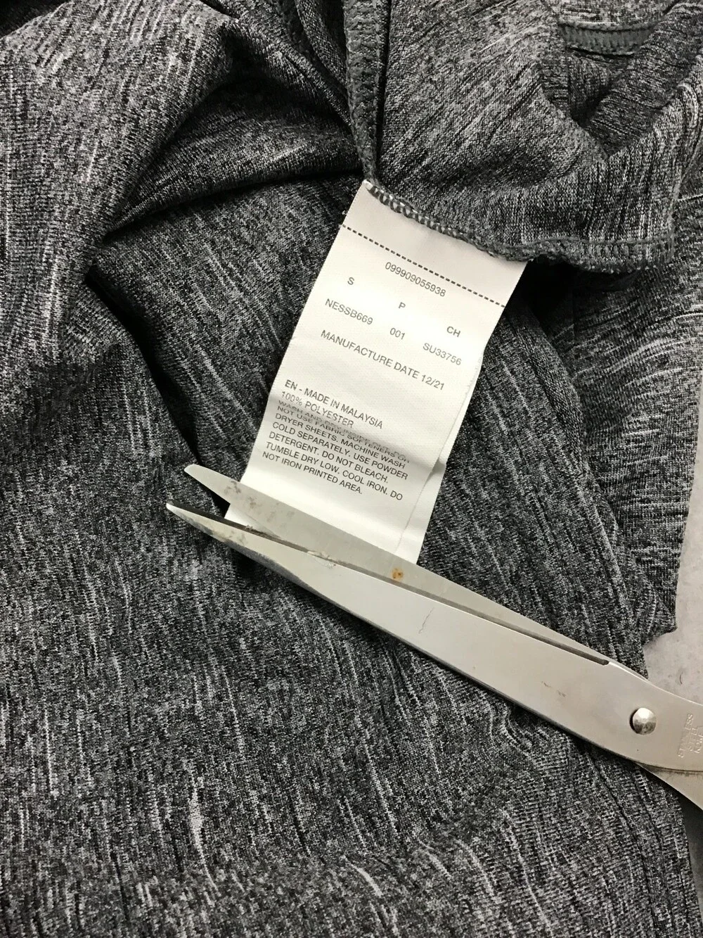 Nike Swim Shirt Men Small Gray Heather Long Sleeve Pullover Dri-FIT UPF 40+ Hood